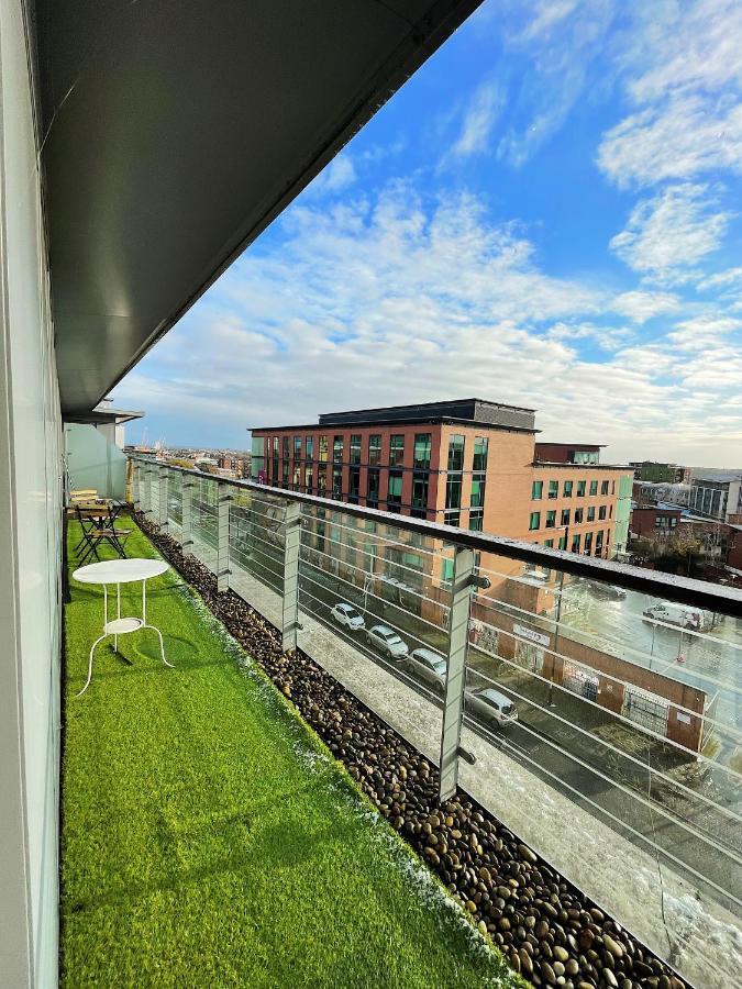 Insta-Style Penthouse With Balcony Or 2B Apartment With Balcony Birmingham City Centre Dış mekan fotoğraf
