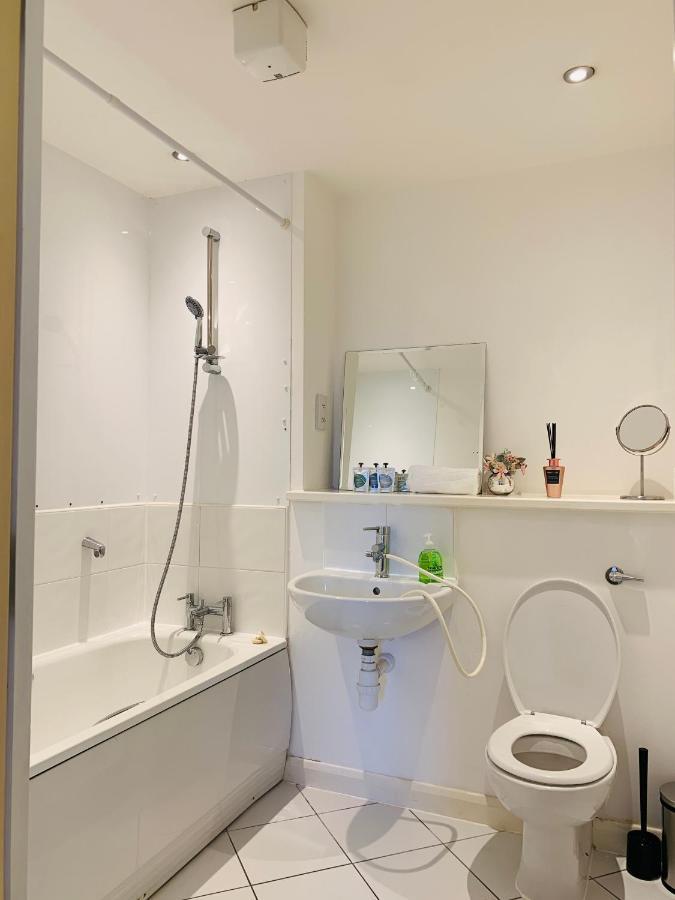 Insta-Style Penthouse With Balcony Or 2B Apartment With Balcony Birmingham City Centre Dış mekan fotoğraf