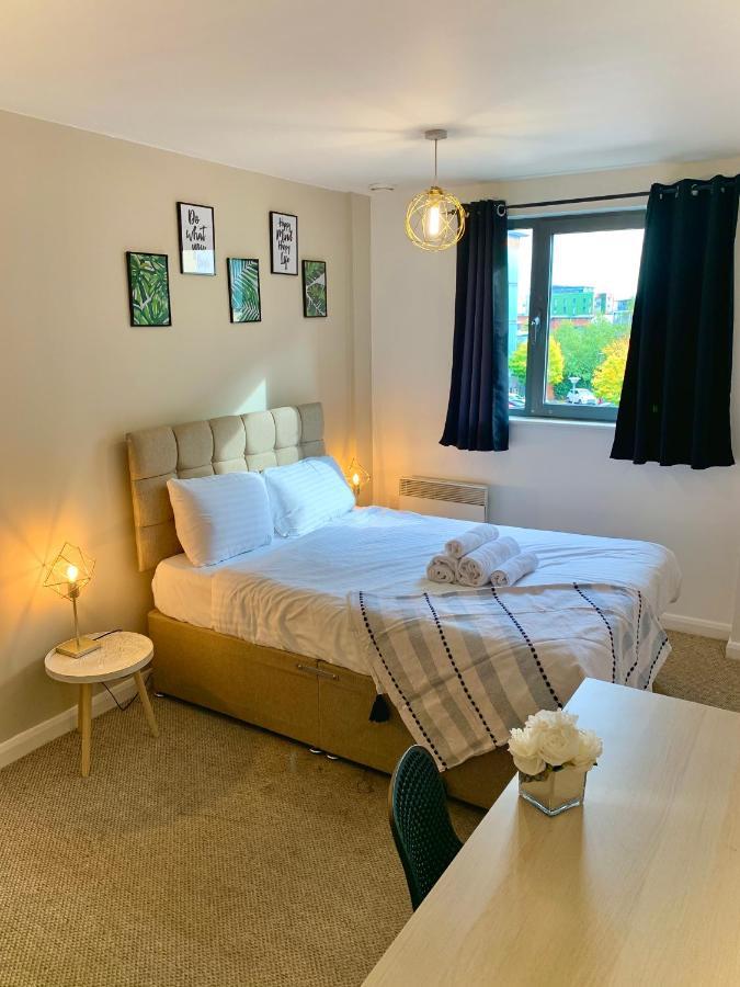 Insta-Style Penthouse With Balcony Or 2B Apartment With Balcony Birmingham City Centre Dış mekan fotoğraf